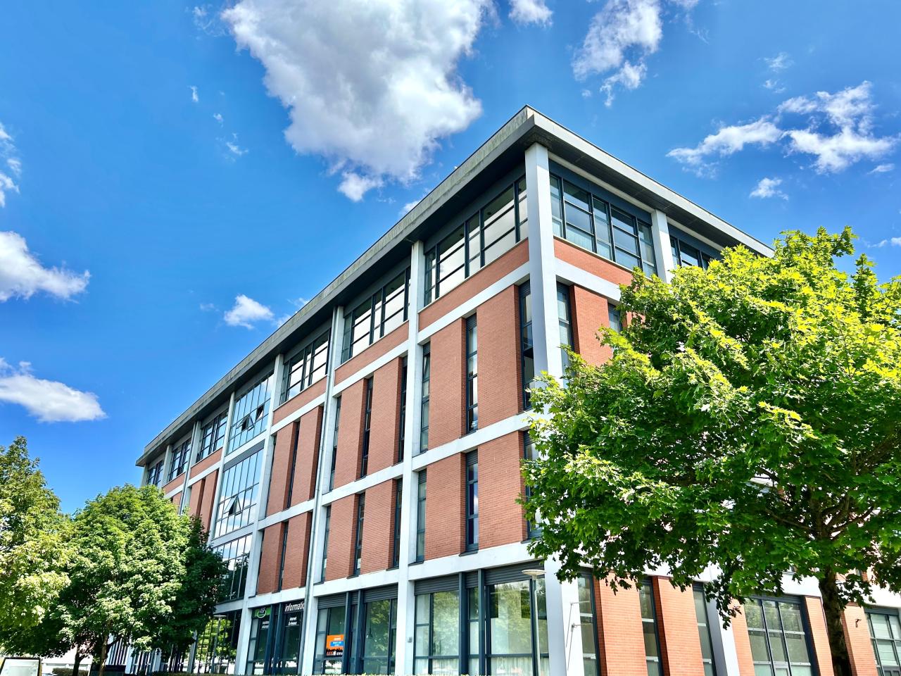 Bureau Rennes 215m² Location bureau Rennes Ille-et-Vilaine OLBUR2530286 0